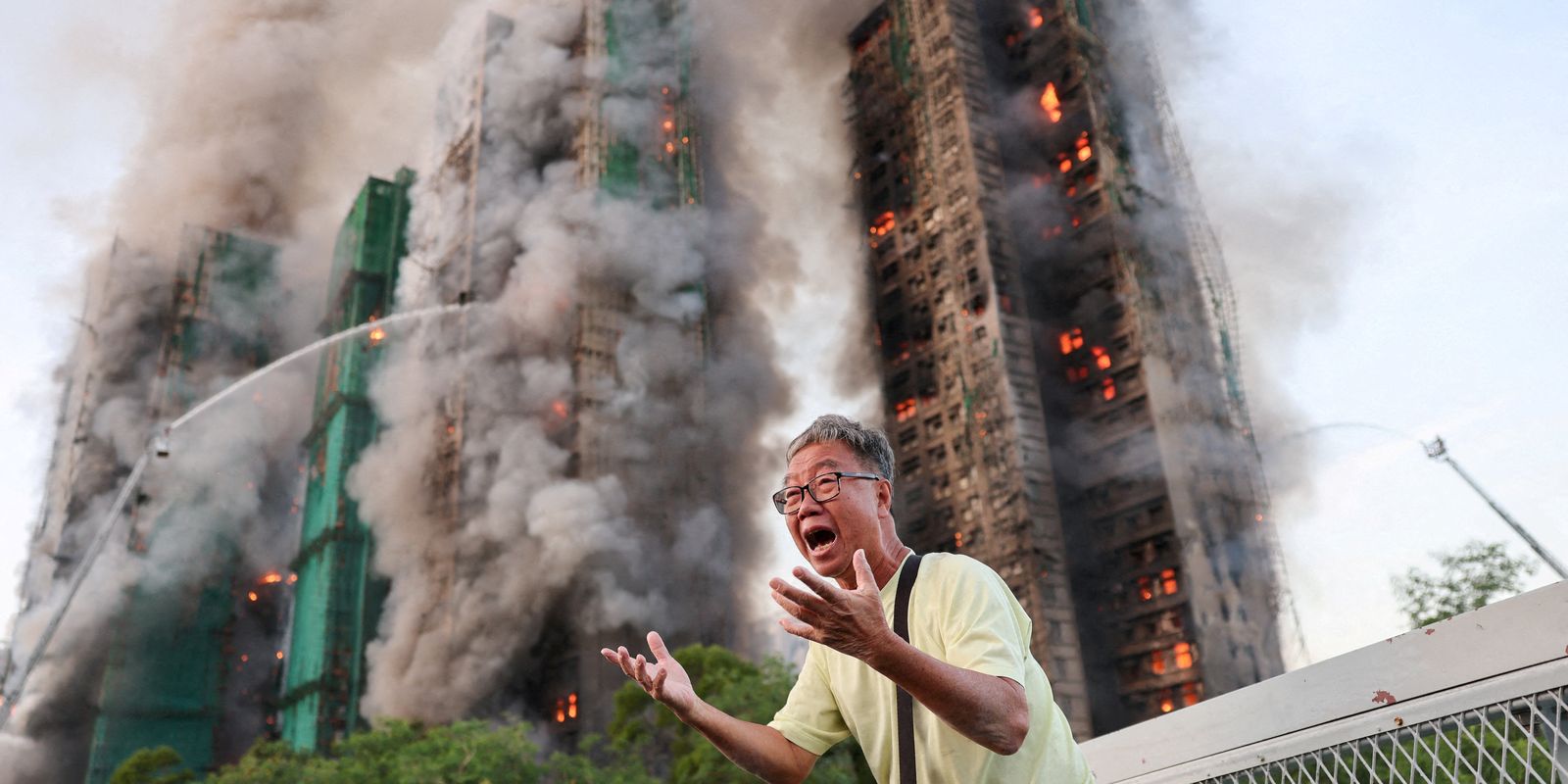 Incêndio Devasta Prédios em Hong Kong: Tragédia Deixa Mortos