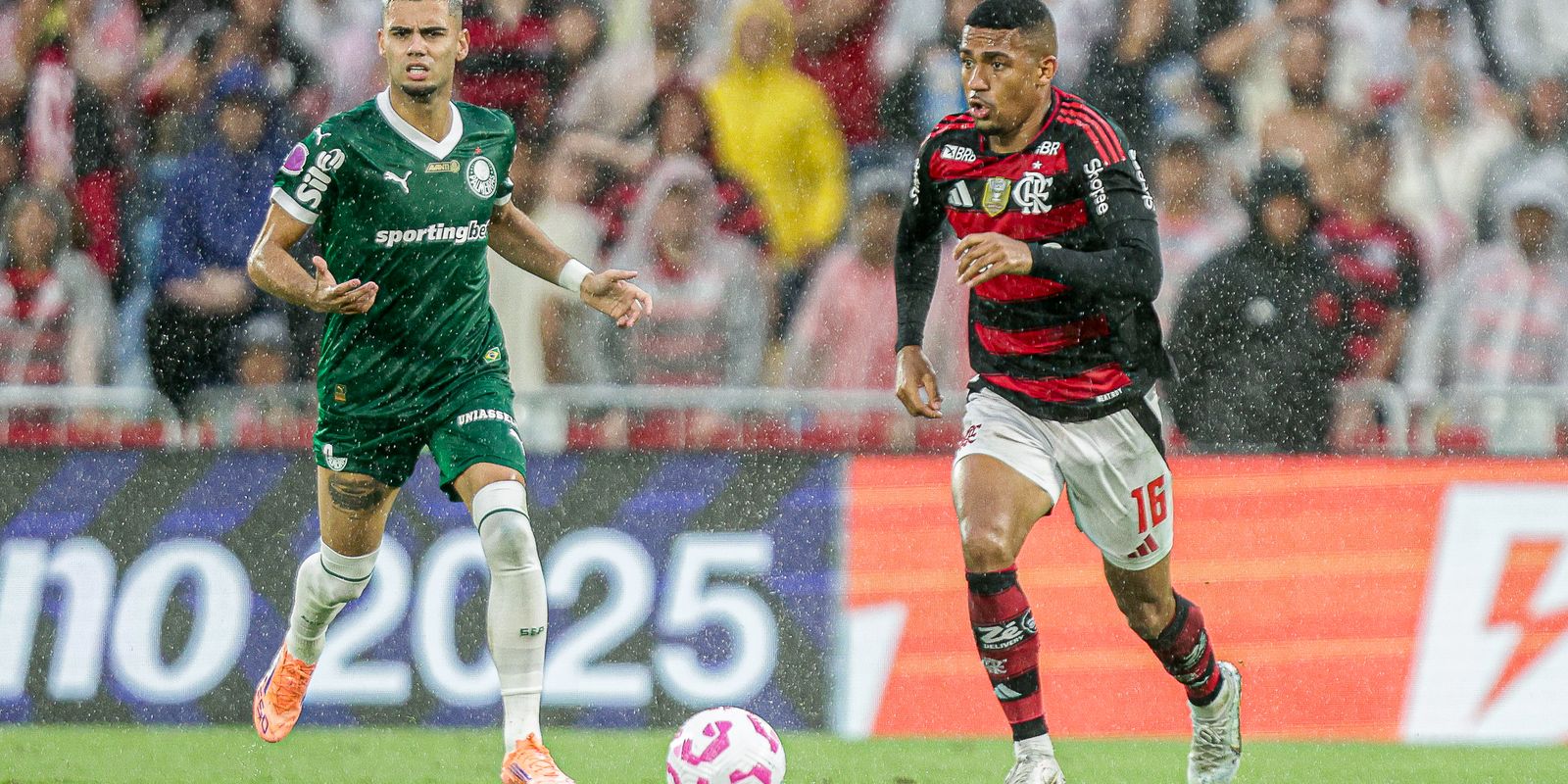 Libertadores no Sábado : Palmeiras e Flamengo Disputam Título