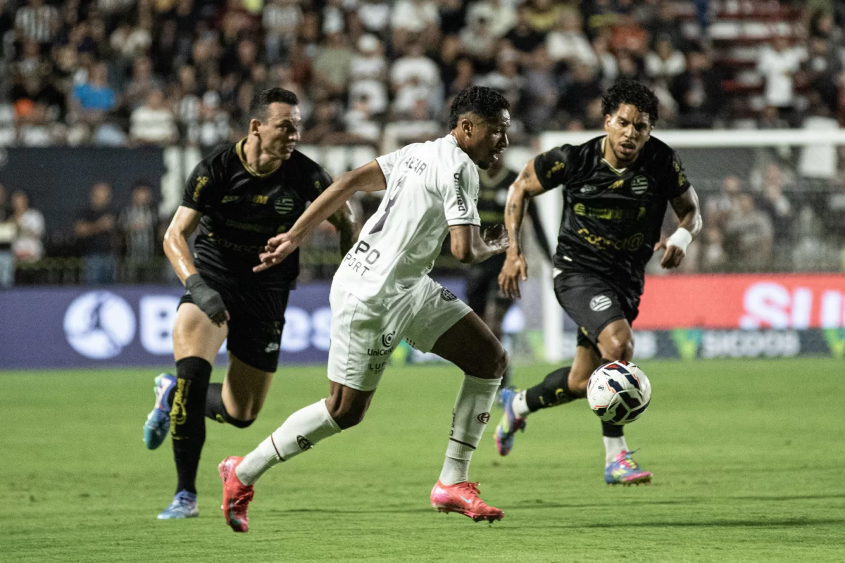 Ferroviária Afunda: Clube Volta à Zona de Rebaixamento na Série B