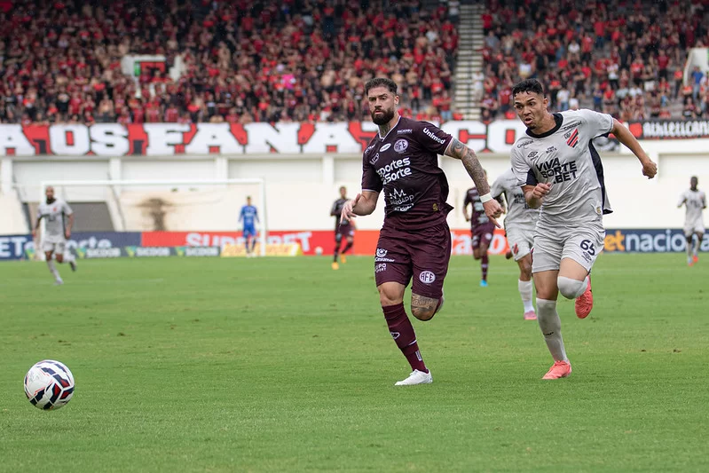 Ferroviária Sofre Virada e Luta Contra Rebaixamento na Série B