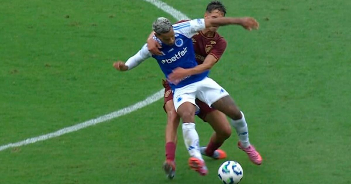 Polêmica: Arbitragem Ignora Sangramento em Bernal no Jogo