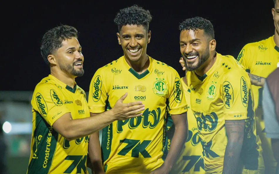 Gol de Gabriel Sacode o Brasileirão e Aquece Rubro-Negros