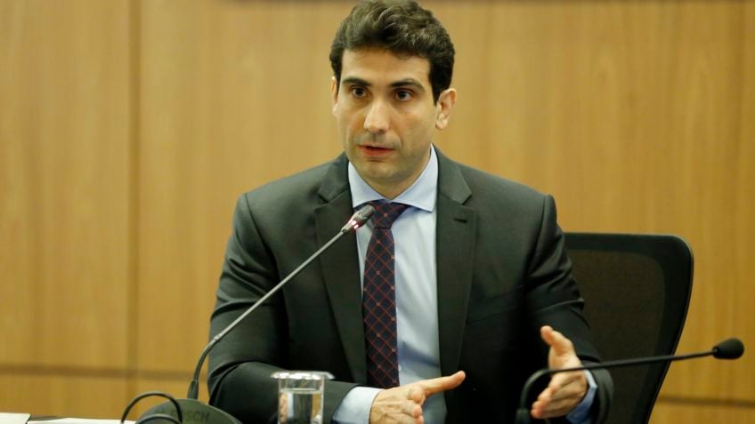 Galípolo no Senado: Acordo de R$ 300 Mil com Campos Neto