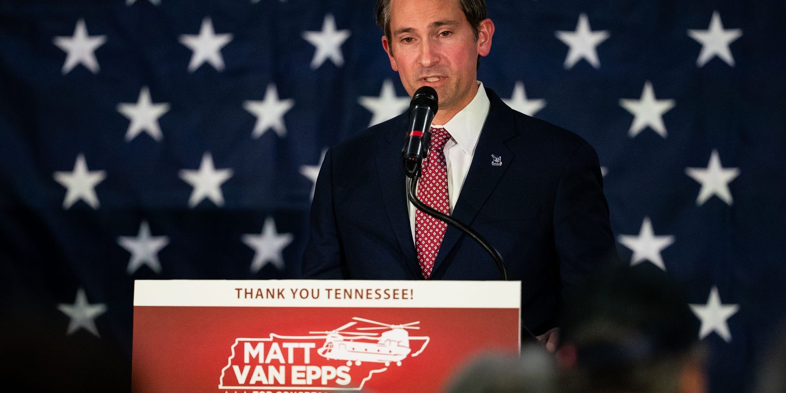 Câmara dos EUA: Republicano garante vaga reforçando liderança