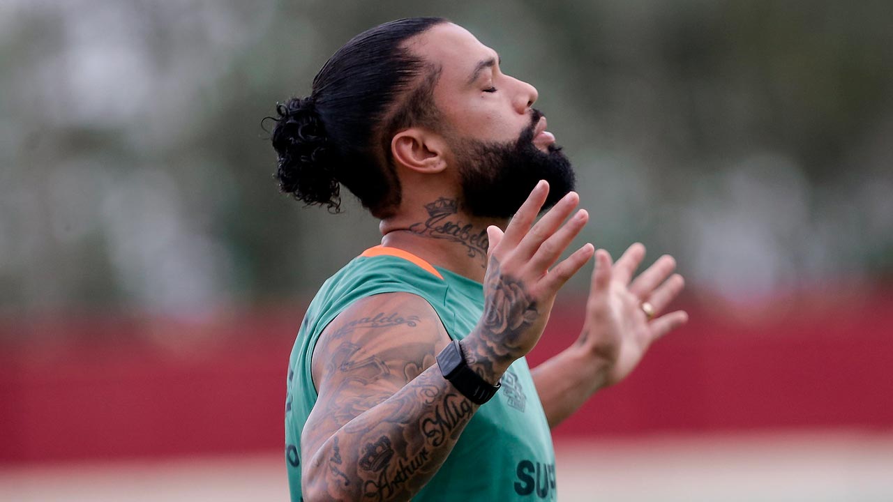 Athletico-PR Repensa Investida em Otávio; Entenda a Situação