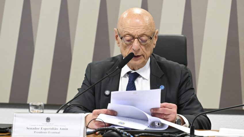 Esperidião Amin Limita Lei da Dosimetria aos Atos de 8 de Janeiro