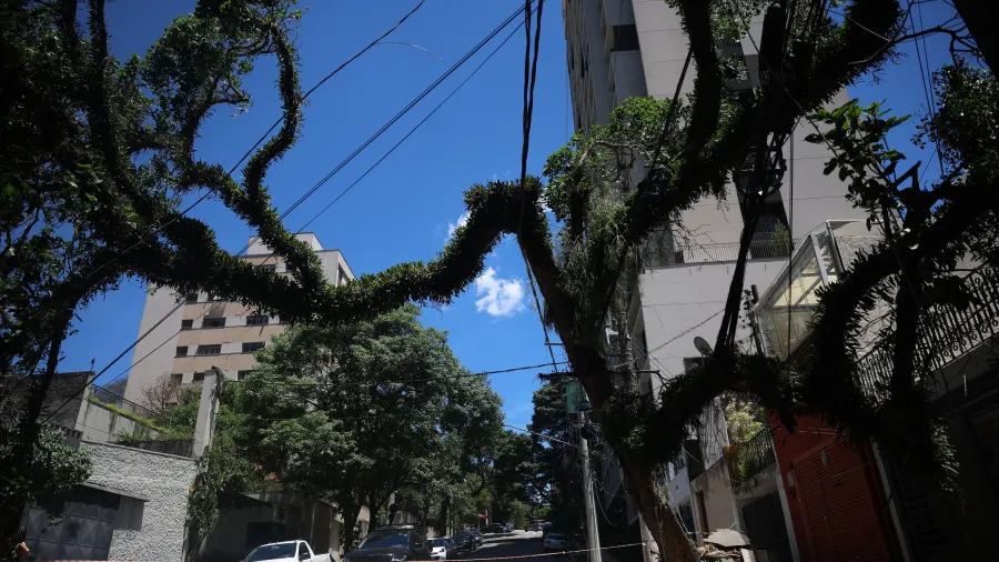 Procurador solicita suspensão da renovação da concessão da Enel