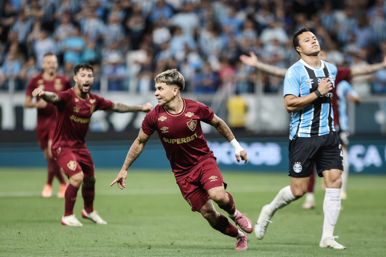 Fluminense busca vantagem no Maracanã contra o Grêmio