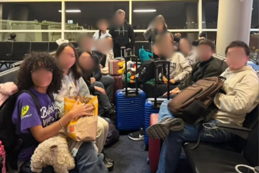 Estudantes Brasileiros Retidos nos EUA Retornam a São Paulo