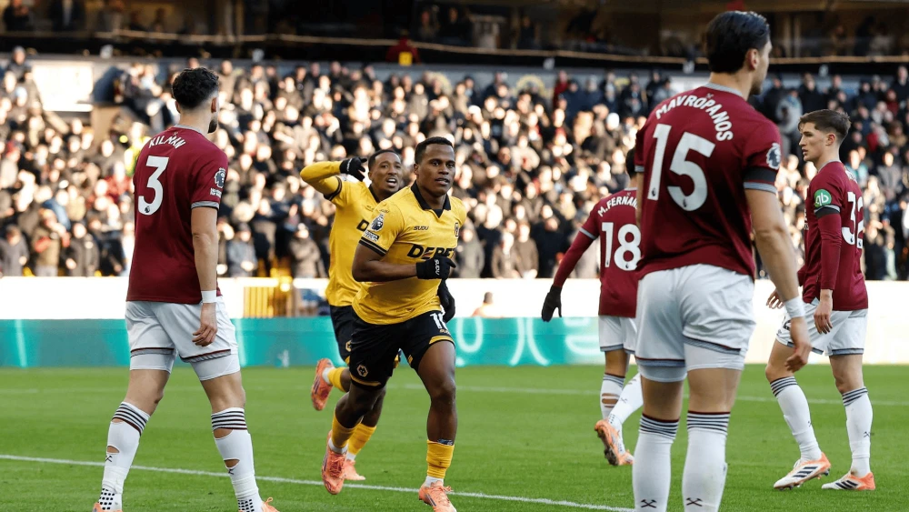 Jhon Arias brilha na Premier League e quebra jejum de Gols