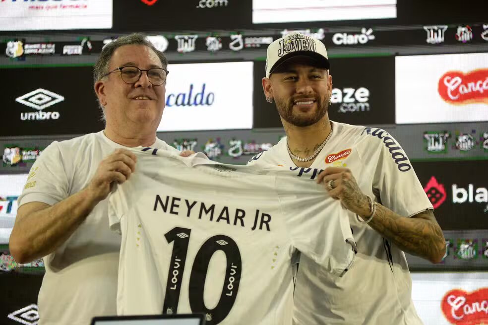 Renovação com Neymar traz alívio e estabilidade ao Santos