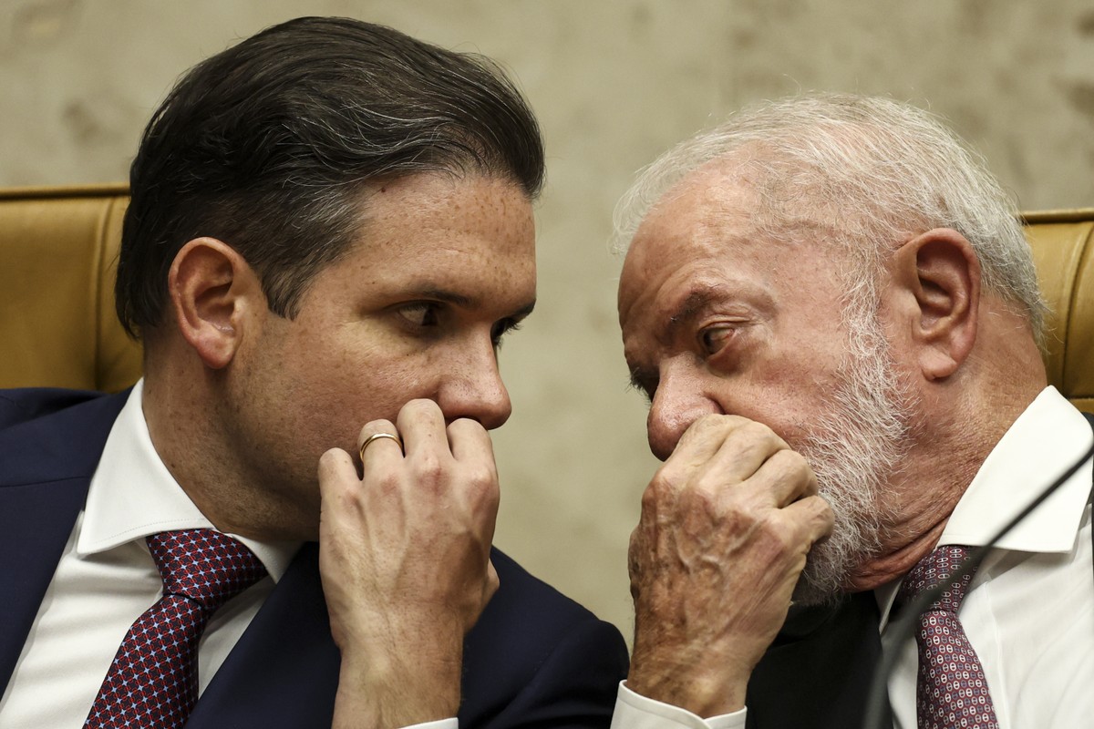 Iniciativa governamental gera questionamentos sobre políticos