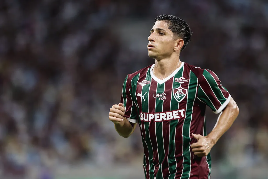 Jefferson Savarino: A Arma Secreta do Fluminense para o Fla-Flu