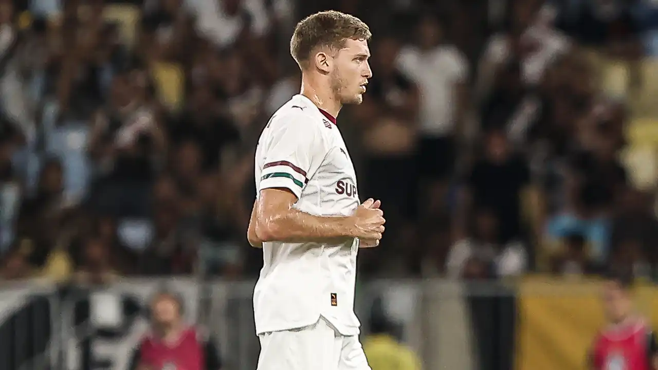 Rodrigo Castillo, a contratação mais cara do Fluminense, enfrenta pressão da torcida