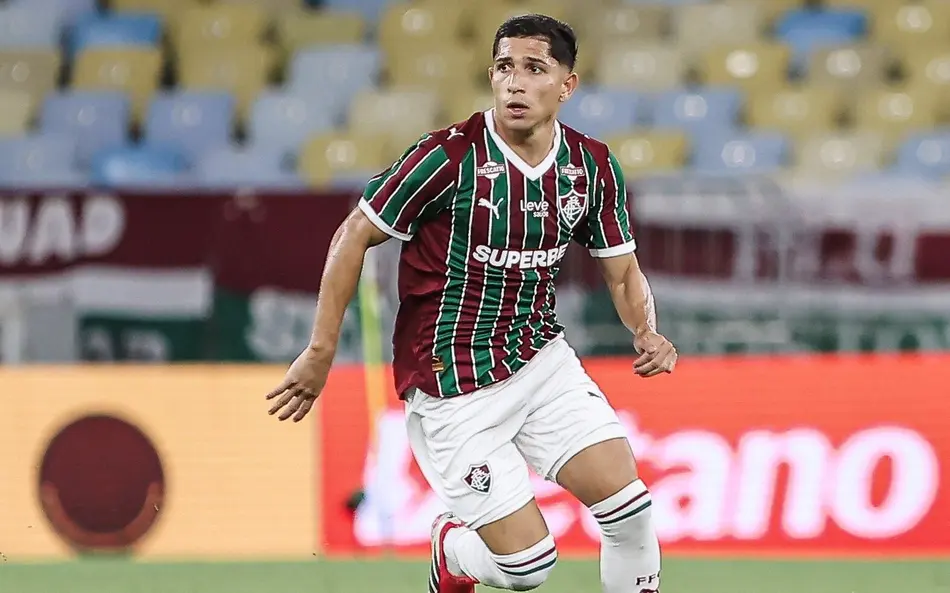 Fluminense enfrenta dilema tático sem Savarino como titular