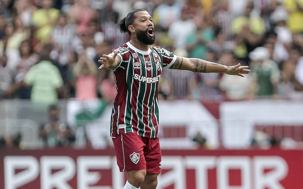 Fluminense pode enfrentar saída polêmica na próxima janela