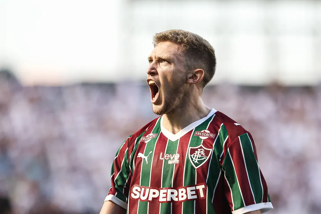 Rodrigo Castillo Brilhou em Vitória do Fluminense contra o Santos