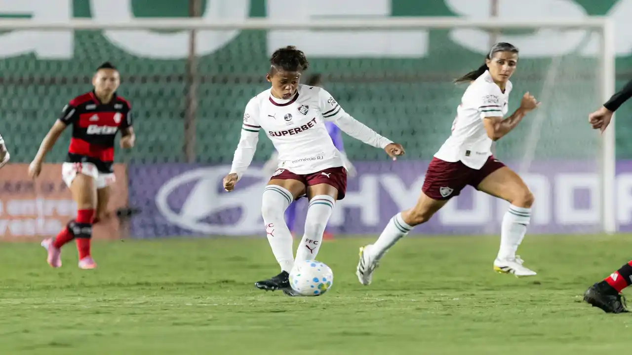 Fluminense é Derrotado pelo Flamengo no Brasileiro Feminino Após Pressão Intensa