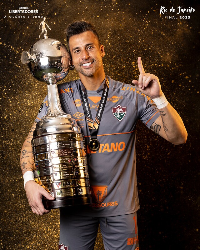 Fábio se torna o jogador com mais partidas na Libertadores