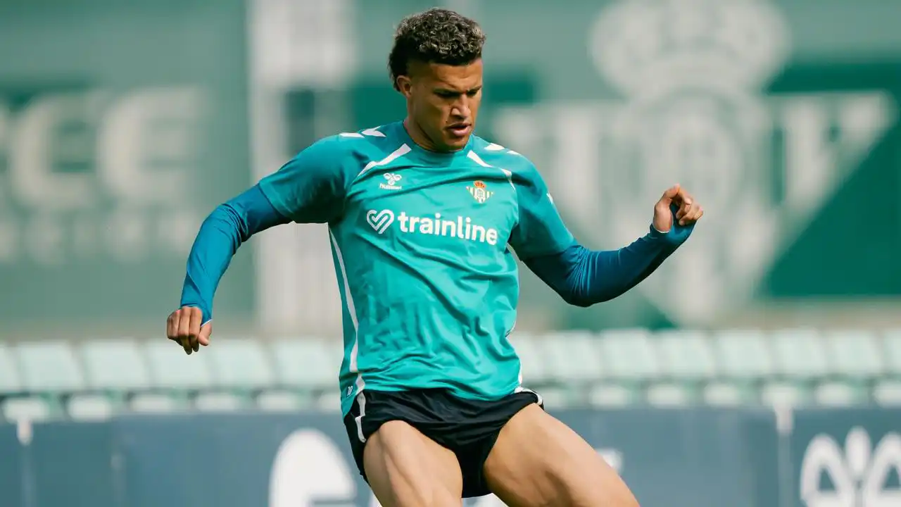 Meia Nelson Deossa em Treino que o Flu Avalia Contratação