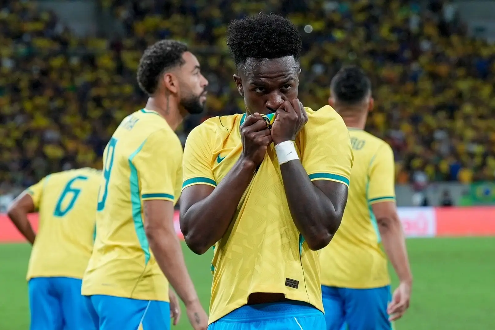 Brasil e Egito se enfrentam em amistoso decisivo antes da Copa do Mundo
